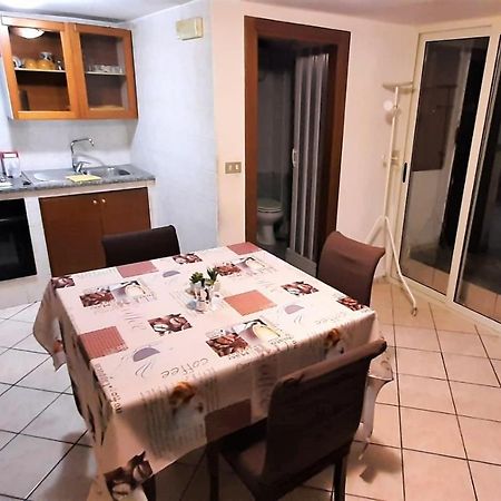 O' Vascio Apartamento Nápoles Exterior foto