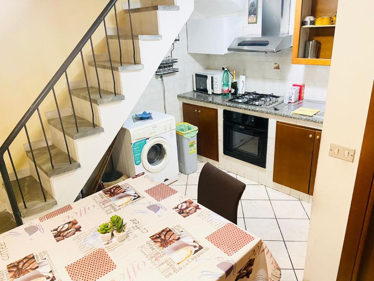 O' Vascio Apartamento Nápoles Exterior foto